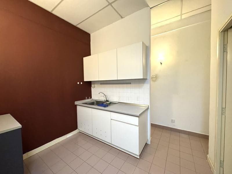 Office for Rent in Taman Melawati (Ulu Kelang) - Mezzie . - Kitchen - PropertyGuru.com.my