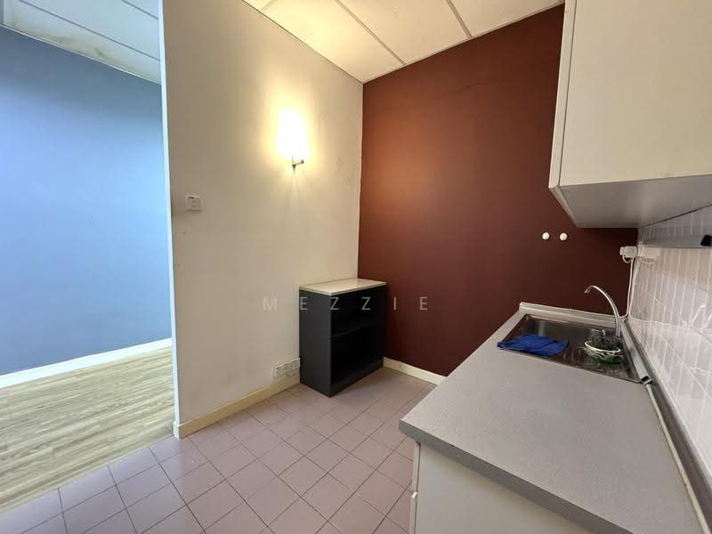 Office for Rent in Taman Melawati (Ulu Kelang) - Mezzie . - Kitchen - PropertyGuru.com.my
