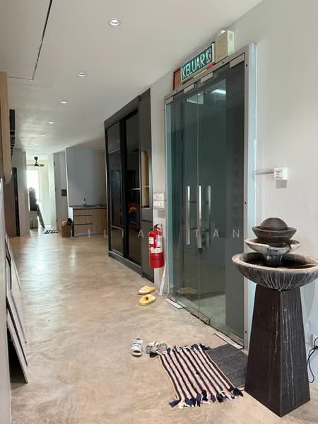 Shop / Office for Rent in jalan kuching (Jalan Kuching) - Lilian Tan - Entrance - PropertyGuru.com.my
