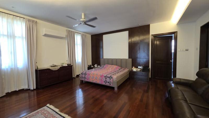 Bungalow House untuk Dijual di Kota Kemuning (Shah Alam) - J J - PropertyGuru.com.my