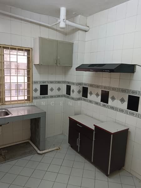 For Rent - Avant Court Condominium