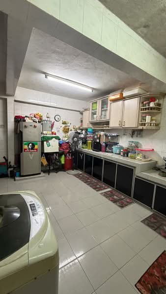 Rumah Teres 2-Tingkat untuk Dijual di Taman Sri Puchong (Puchong) - Vanny Lum - Kitchen - PropertyGuru.com.my
