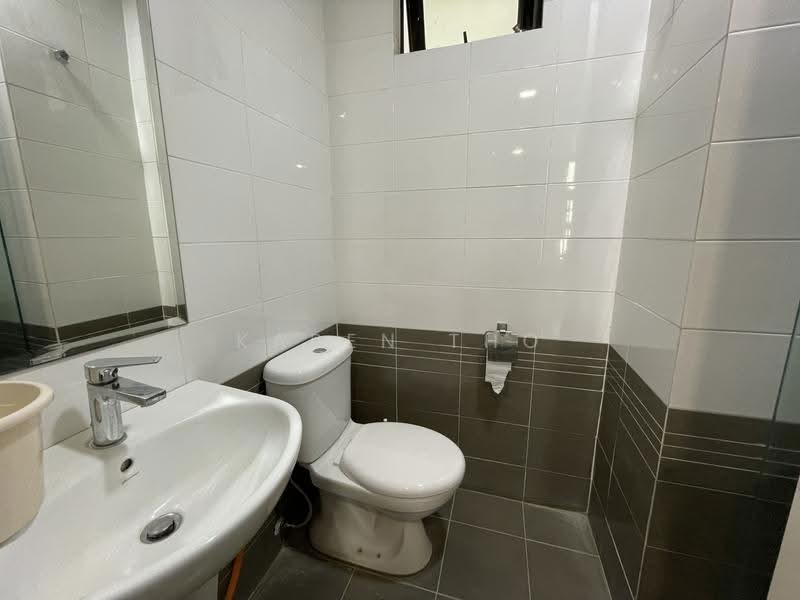 Condominium for Rent at Papillon Desahill Condominium - Karen Tho - PropertyGuru.com.my