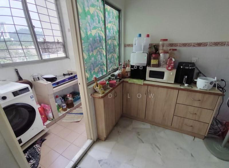 Pangsapuri untuk Disewa di Pangsapuri Angsa - David Low - Kitchen - PropertyGuru.com.my