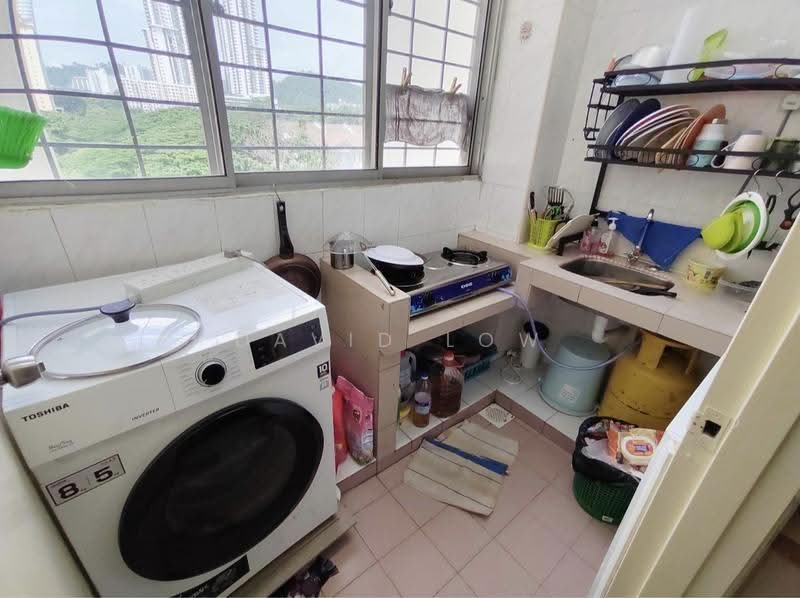 Pangsapuri untuk Disewa di Pangsapuri Angsa - David Low - Kitchen - PropertyGuru.com.my