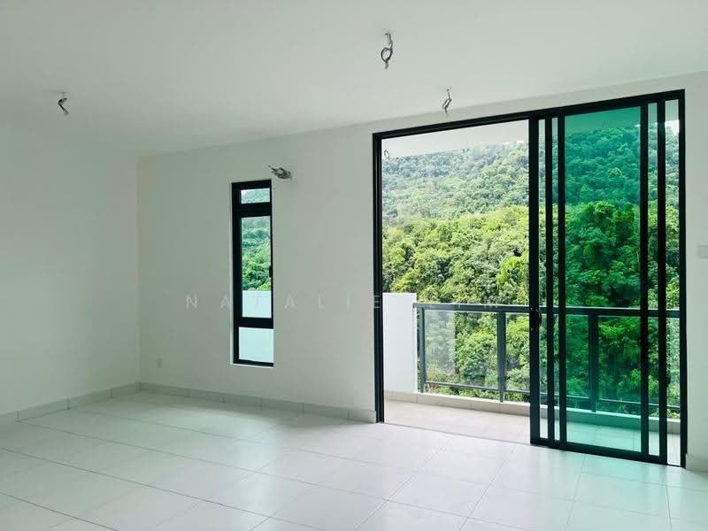Kondominium untuk Dijual di Terraces Condominium - Natalie Lim - Balcony - PropertyGuru.com.my