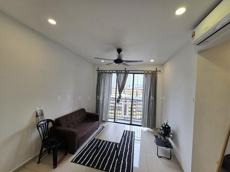 Kediaman Servis untuk Dijual di Kenwingston Avenue - Kevin Chuah - Living Room - PropertyGuru.com.my