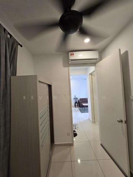 Kediaman Servis untuk Dijual di Kenwingston Avenue - Kevin Chuah - Living Room - PropertyGuru.com.my