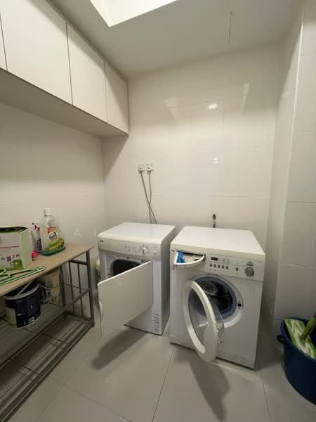 Servis Apartment untuk Disewa di Solaris Dutamas - Alice Moo - PropertyGuru.com.my
