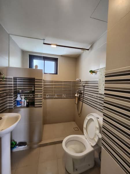 Kondominium untuk Dijual di Mont Kiara Palma - Jordan Tang - Bathroom - PropertyGuru.com.my