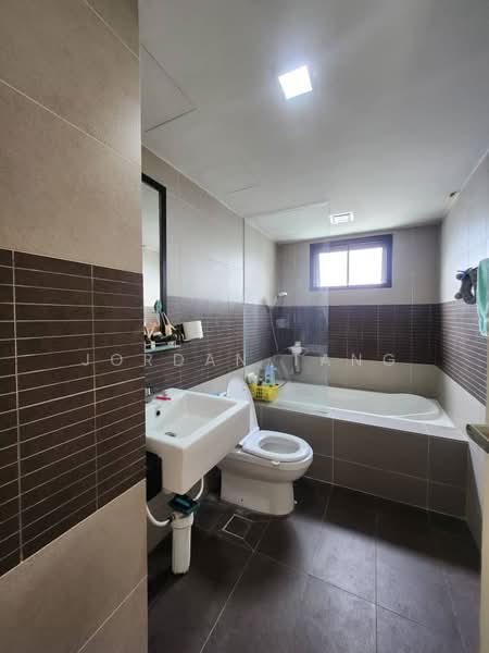 Kondominium untuk Dijual di Mont Kiara Palma - Jordan Tang - Bathroom - PropertyGuru.com.my