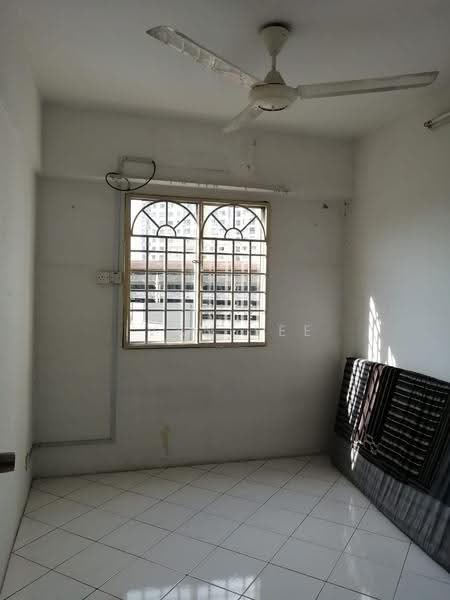 Apartment for Sale at Pangsapuri Vista Serdang - Ivan Lee CR - Interior - PropertyGuru.com.my