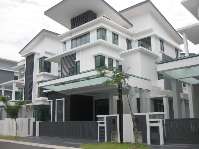 Bungalow House for Sale in Taman Sains Selangor (Kota Damansara) - Reni Lim - PropertyGuru.com.my