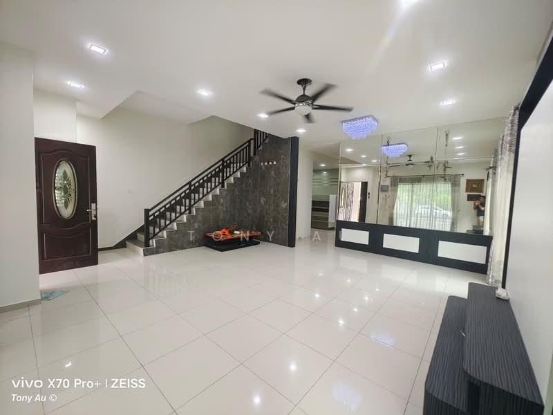 Semi-Detached House for Sale in Taman Meru Fasa 2b (Ipoh) - Tony Au - Living Room - PropertyGuru.com.my