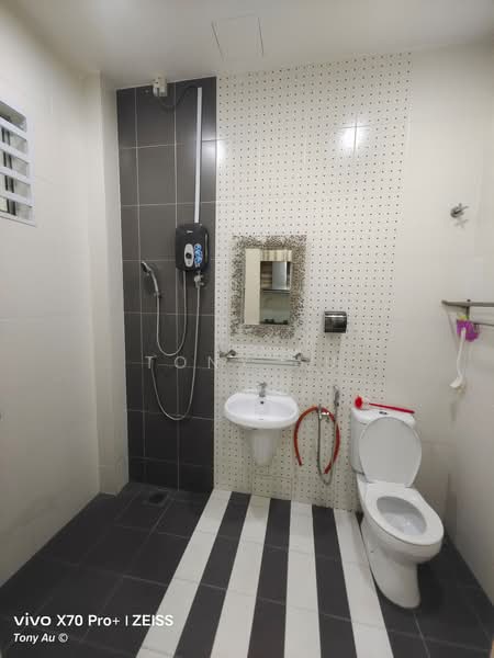 Semi-Detached House for Sale in Taman Meru Fasa 2b (Ipoh) - Tony Au - Bathroom - PropertyGuru.com.my