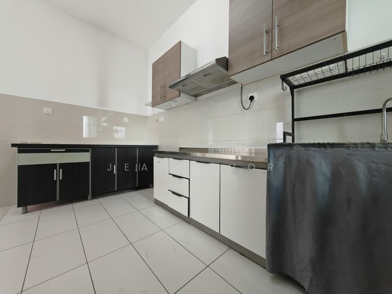 Condominium for Sale at La Thea Residences - Jeanne Hor - Kitchen - PropertyGuru.com.my