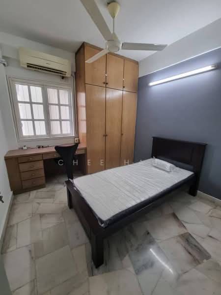 Pangsapuri untuk Disewa di Sunway Court - Chee Hau Ng - Small Bedroom - PropertyGuru.com.my