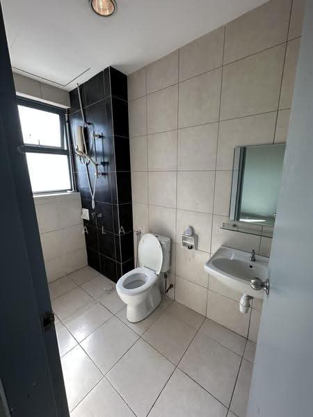 Kediaman Servis untuk Dijual di D'Pulze Cyberjaya - Alan Wan - Bathroom - PropertyGuru.com.my