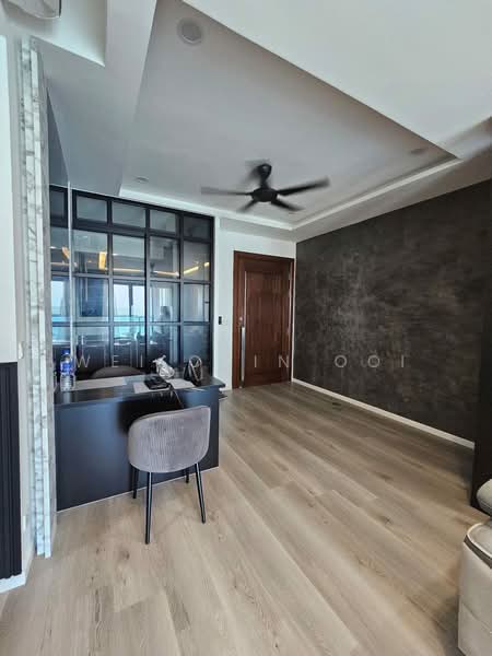 Condominium for Rent at Queens Residences Q1 @ Queens Waterfront - Wei Chin Ooi - Dining Area - PropertyGuru.com.my