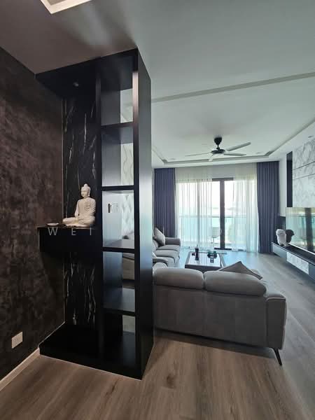 Condominium for Rent at Queens Residences Q1 @ Queens Waterfront - Wei Chin Ooi - Living Room - PropertyGuru.com.my