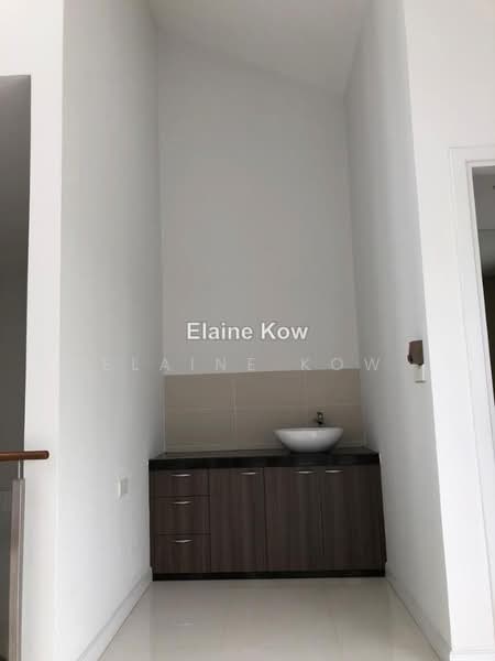 Rumah Banglo untuk Dijual di Kota Damansara (Selangor) - Elaine Kow - PropertyGuru.com.my