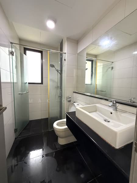 Condominium for Sale at KM1 West - Mak Oliver - Bathroom - PropertyGuru.com.my