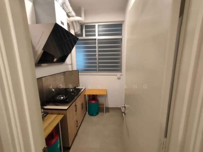 Kediaman Servis untuk Dijual di Sfera Residency - Jordan Tang - Kitchen - PropertyGuru.com.my