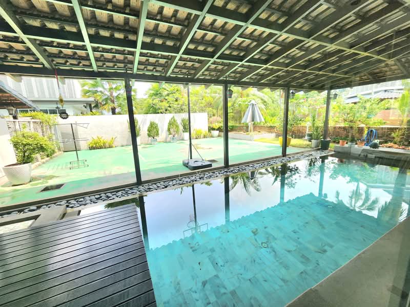 Rumah Banglo untuk Dijual di Putra Heights (Subang Jaya) - Marilyn Loh - Pool - PropertyGuru.com.my