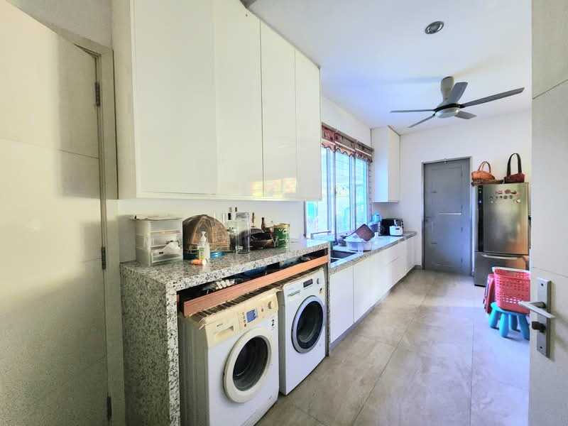 Rumah Banglo untuk Dijual di Putra Heights (Subang Jaya) - Marilyn Loh - Kitchen - PropertyGuru.com.my