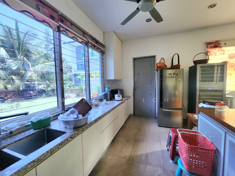 Rumah Banglo untuk Dijual di Putra Heights (Subang Jaya) - Marilyn Loh - Kitchen - PropertyGuru.com.my