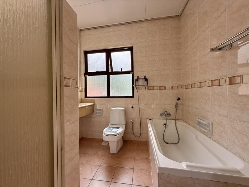 Rumah Berkembar untuk Dijual di Mutiara Damansara (Selangor) - Ken TCK - Bathroom - PropertyGuru.com.my