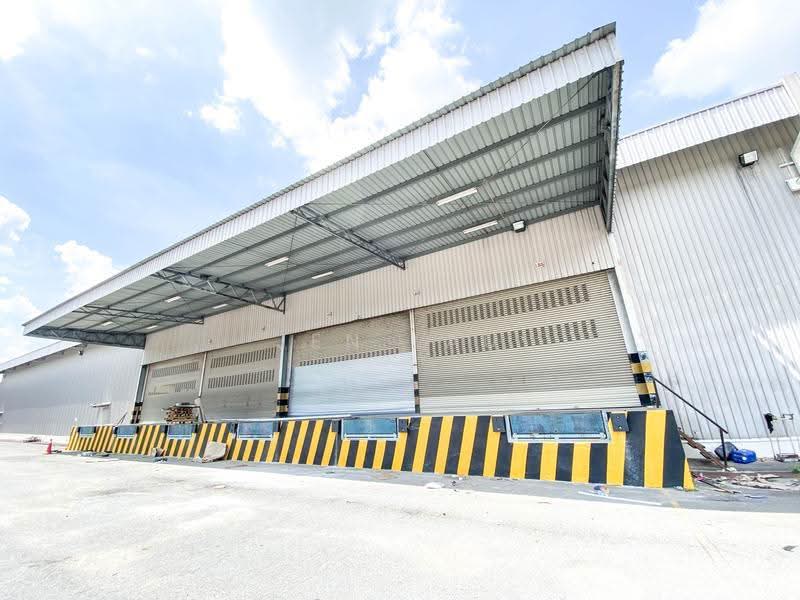 Warehouse for Rent in Seksyen 33 (Shah Alam) - Jen Lau - Exterior - PropertyGuru.com.my