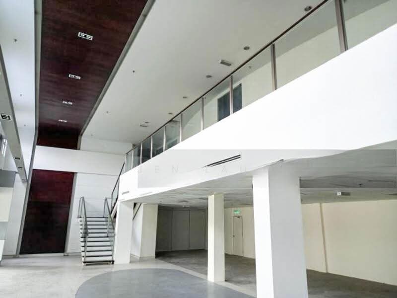Warehouse for Rent in Seksyen 33 (Shah Alam) - Jen Lau - Interior - PropertyGuru.com.my