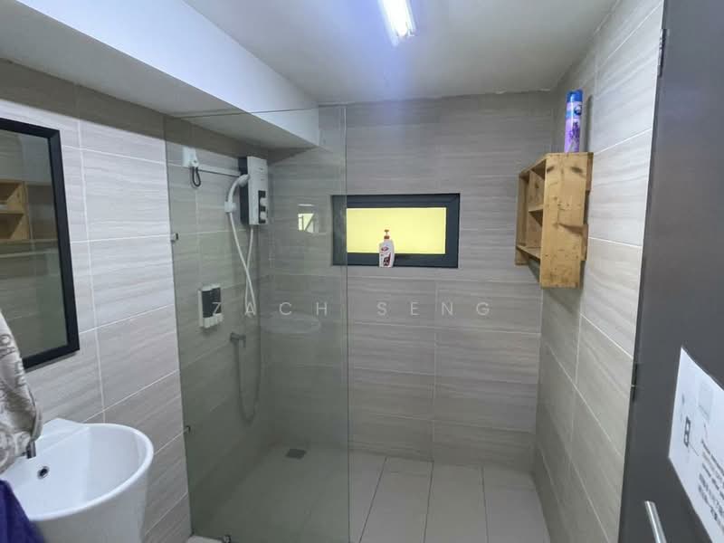 Pejabat untuk Disewa di Ampang (Kuala Lumpur) - Zach Seng - Bathroom - PropertyGuru.com.my