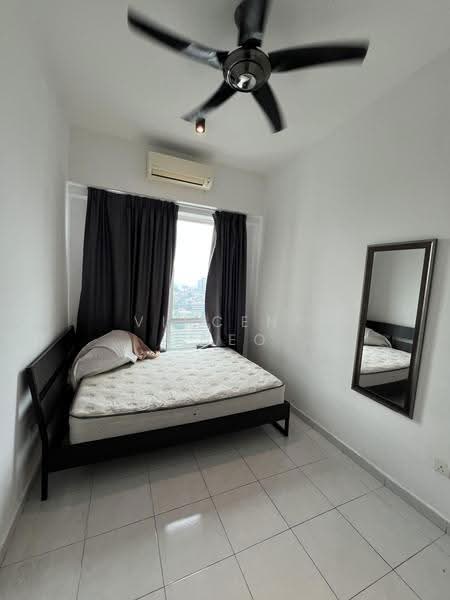 Condominium for Rent at D'suria Condominium - Vincent Theo - Bedroom - PropertyGuru.com.my