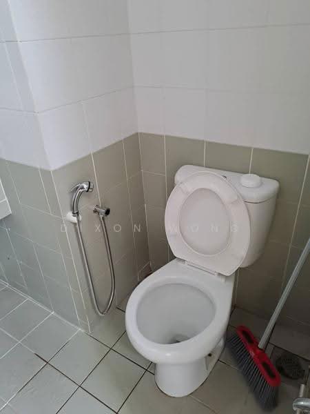 Service Residence for Rent at Wisma Cosway (Wisma Stephens) - Dixon Wong - Bathroom - PropertyGuru.com.my
