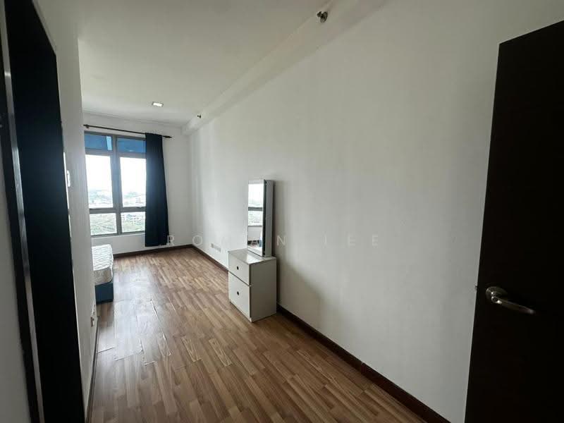 Condominium for Rent at Shaftsbury Residence - Roman Lee - Bedroom - PropertyGuru.com.my
