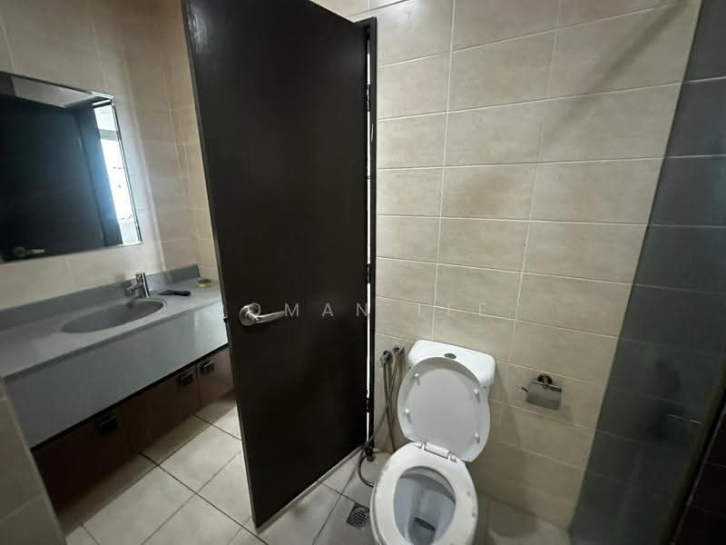 Condominium for Rent at Shaftsbury Residence - Roman Lee - Bathroom - PropertyGuru.com.my
