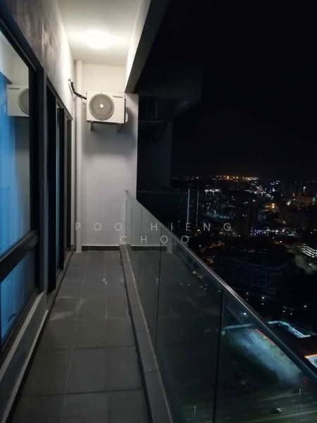 Kediaman Servis untuk Disewa di The Grand @ Kelana Damansara Suite - Poo Hieng Choo - Balcony - PropertyGuru.com.my