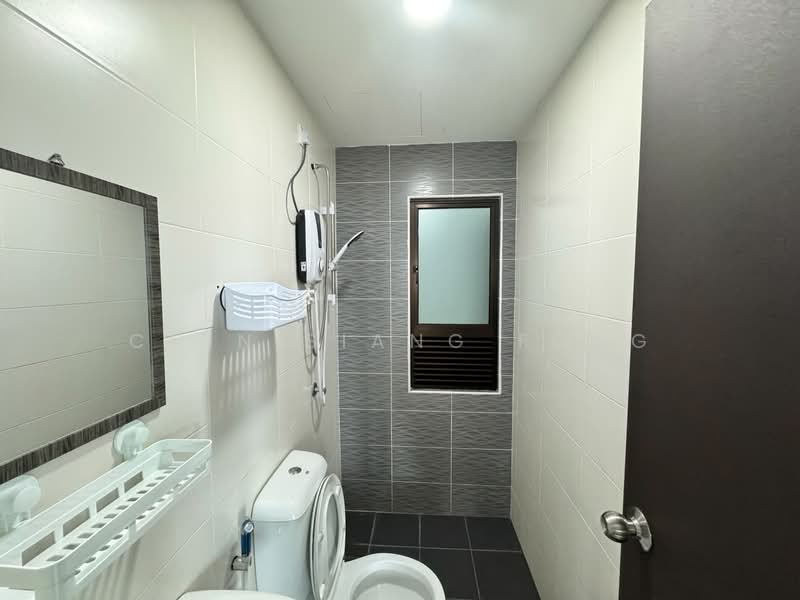 Kedai untuk Disewa di Batu Berendam (Melaka) - Chin Siang Fong - Bathroom - PropertyGuru.com.my