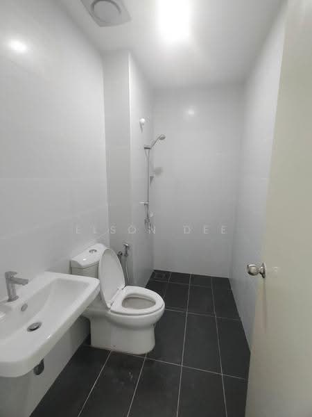 2-storey Terraced House for Sale in Bandar Cassia (Batu Kawan) - Elson Dee - Bathroom - PropertyGuru.com.my