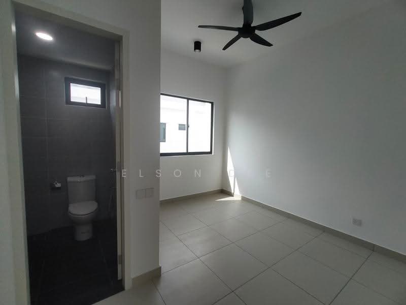 2-storey Terraced House for Sale in Bandar Cassia (Batu Kawan) - Elson Dee - Bathroom - PropertyGuru.com.my