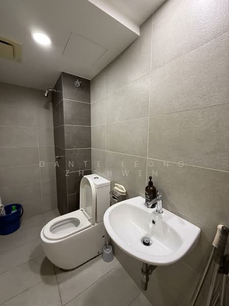 Servis Apartment untuk Disewa di Pinnacle Petaling Jaya - Dante Leong Zhenwen - Bathroom - PropertyGuru.com.my