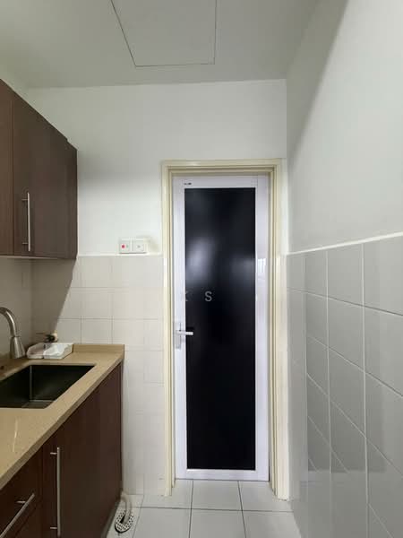 Servis Apartment untuk Dijual di Windsor Tower - KS Chan - Kitchen - PropertyGuru.com.my