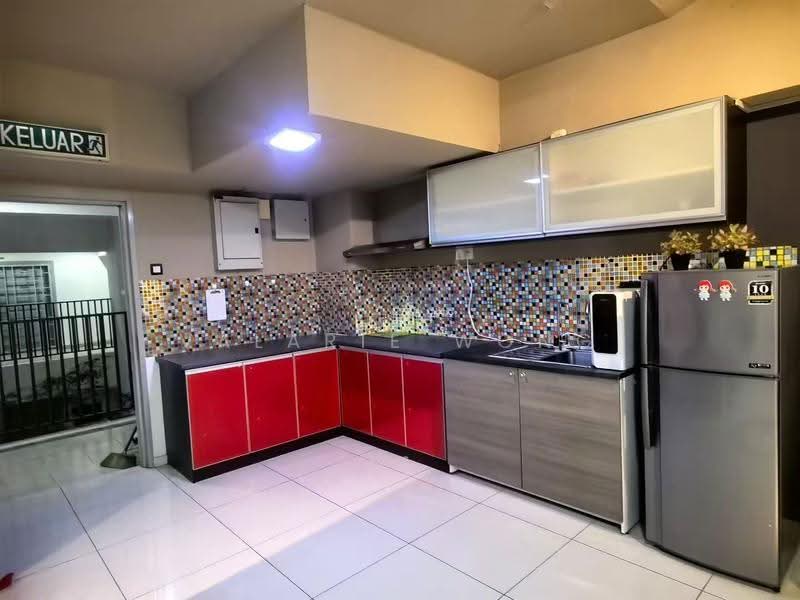 Service Residence for Sale at Paragon @ Pan'gaea - Valarie Wong - Kitchen - PropertyGuru.com.my