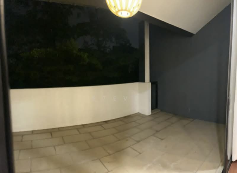 Rumah Teres 3 Tingkat untuk Dijual di Seri Kembangan (Selangor) - Steve Tham - Balcony - PropertyGuru.com.my