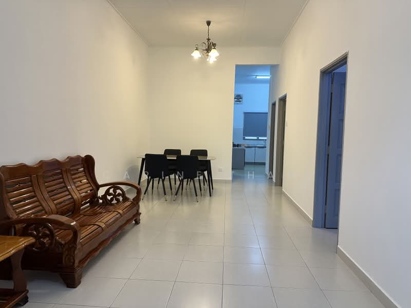 1-storey Terraced House for Rent in Seremban 2 Heights (Seremban 2) - Carine Tham - Living Room - PropertyGuru.com.my
