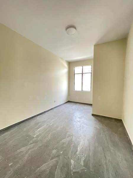 Rumah Teres 2 Tingkat untuk Dijual di Damansara Damai (Selangor) - Jeffrey Ee - PropertyGuru.com.my