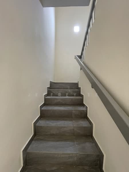 Rumah Teres 2 Tingkat untuk Dijual di Damansara Damai (Selangor) - Jeffrey Ee - PropertyGuru.com.my