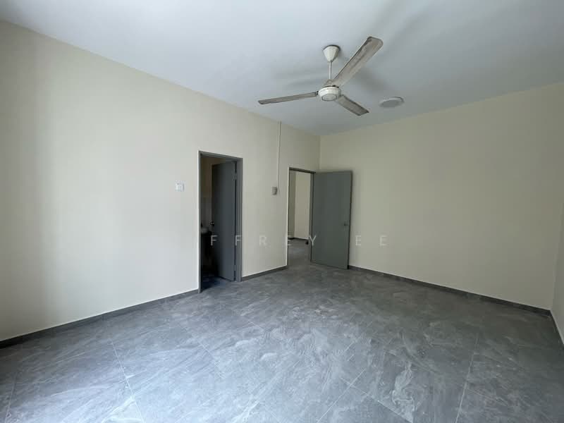 Rumah Teres 2 Tingkat untuk Dijual di Damansara Damai (Selangor) - Jeffrey Ee - PropertyGuru.com.my